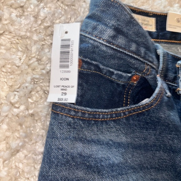NWT Aritzia Levi’s icon skirt - Picture 4 of 4